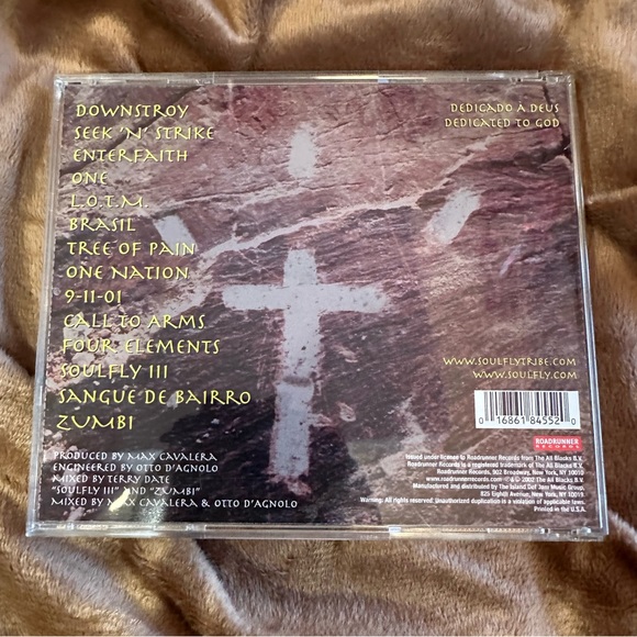 Soulfly - 3 (2002) - Picture 3 of 14